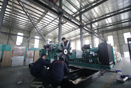 Laatste bedrijfsblogs Wat zou ik als de diesel generator plotseling moeten doen verplettert?
