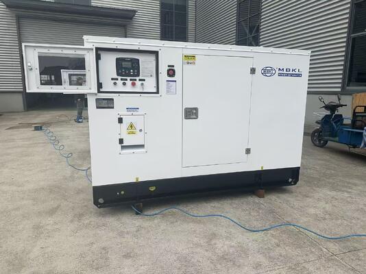 Yuchai 50KW/62.5KVA stille dieselgenerator set - laag geluid en hoge efficiëntie