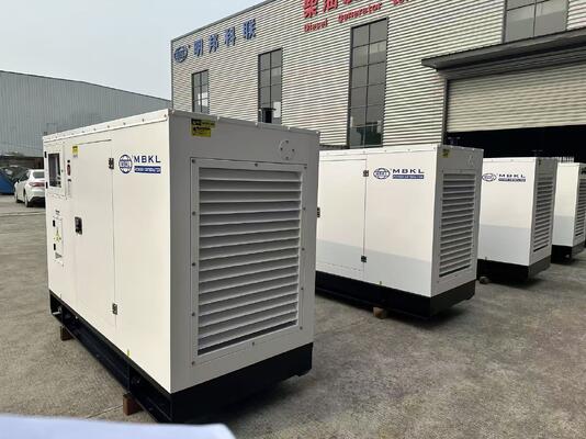 50KW/62.5KVA Stille Diesel Generator Set met Yuchai Motor en Automatische Veiligheidsvoorzieningen voor Weinig Geluid & Trillingen