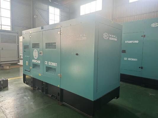 Premium Weichai 140KVA Diesel Generator Set met Silent Canopy Enclosure, die 112KW aan continue betrouwbare stroom levert
