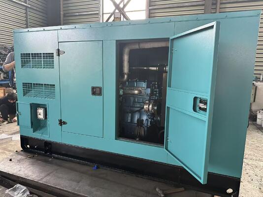 Brandstofzuinige 125kVA/100KW dieselgenerator voor continue en noodstroom