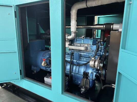 Dieselgeneratoren met een hoge prestatie van 100 kW/125 kVA voor een betrouwbare stroomvoorziening